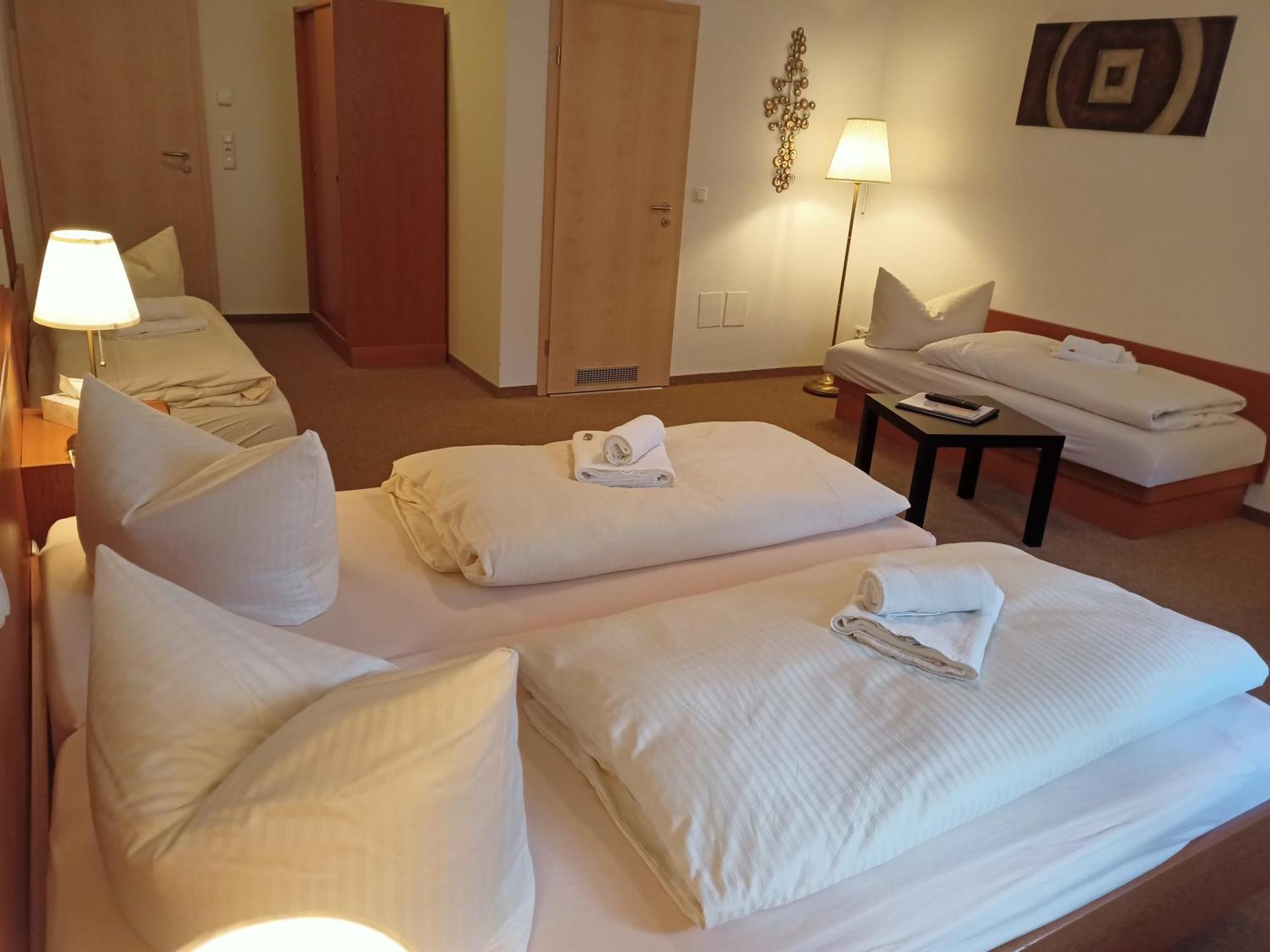Hotel - Gasthof Erber Sinzing 外观 照片